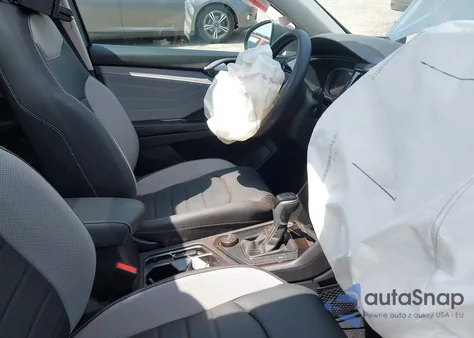 2024 Volkswagen Taos 1.5T Sel из США, поврежденный, VIN 3VV4X7B22RM095614